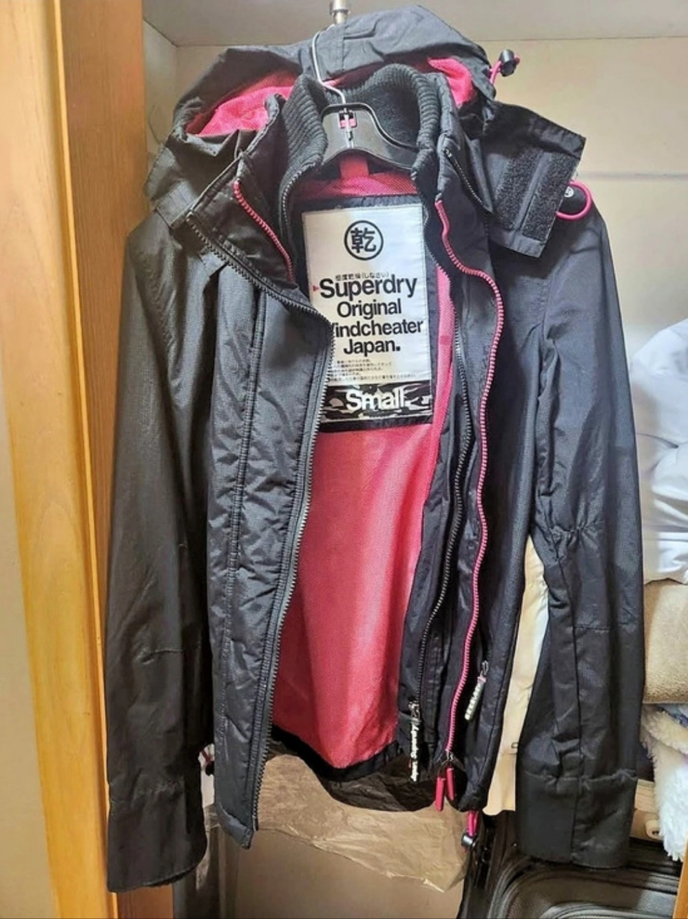 Women Jacket size S Superdry Pop Zip Hooded Windcheater Black & Pink